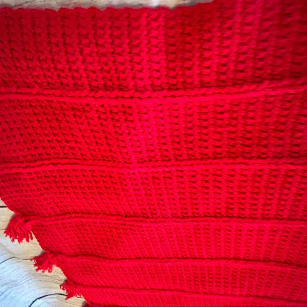 Handmade Bright‎ Red Throw Blanket with Tassels